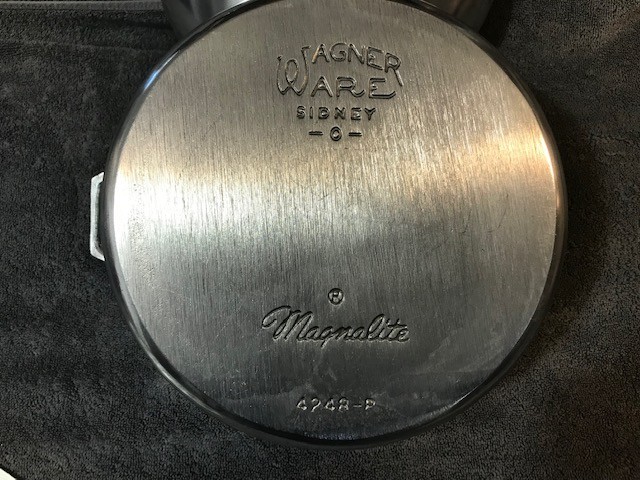 Cleaned & polished Wagner Ware Magnalite  Roaster Dutch Oven 4248 P 5qt.+Trivet