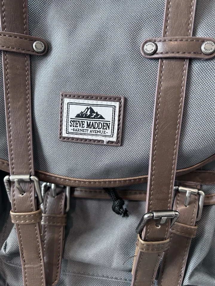 Steve Madden Mochila/Bolso para Laptop Gris y Marrón Preppy Buffalo Cuadros Ligero�� Foto 2 de 4