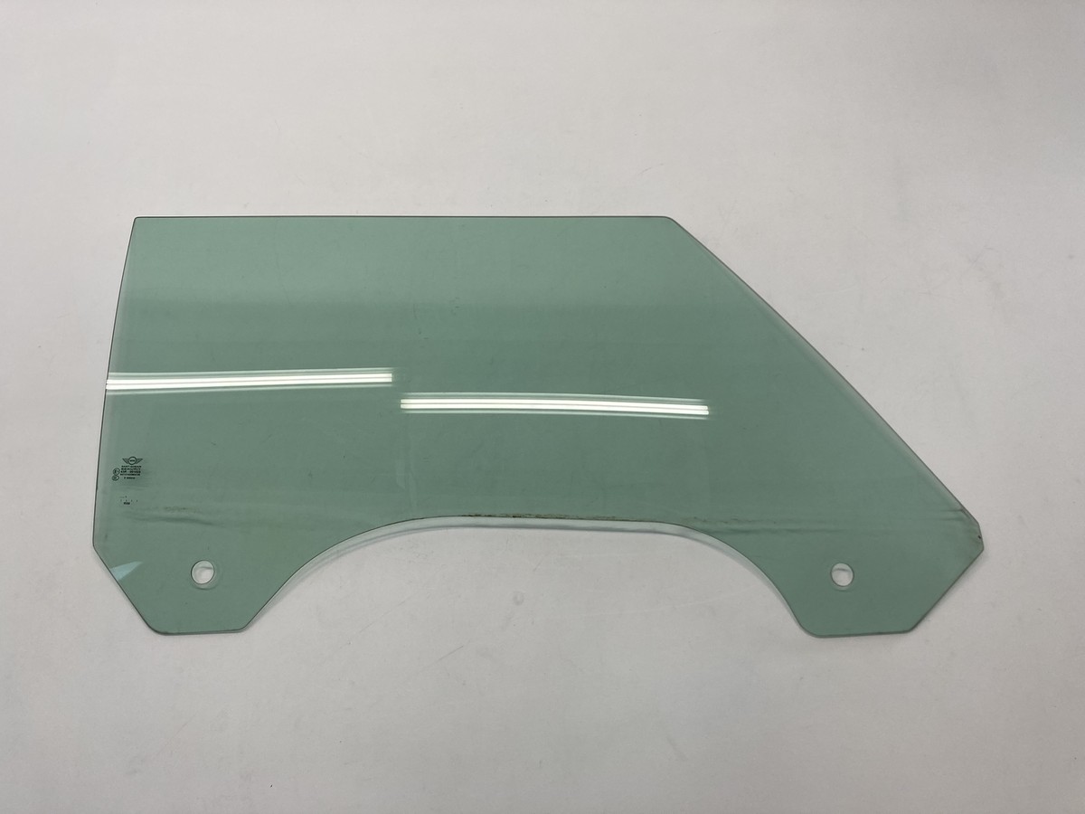 Mini Cooper Right Front Window Door Glass 51337147396 07-15