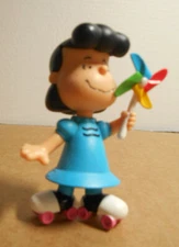 Peanuts Just Play Lucy Skates with Pinwheel 3" PVC B85