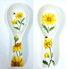 NEW MAXCERA SPRING COLLECT. BEE & YELLOW AFRICAN DAISY CERAMIC SPOON REST HOLDER