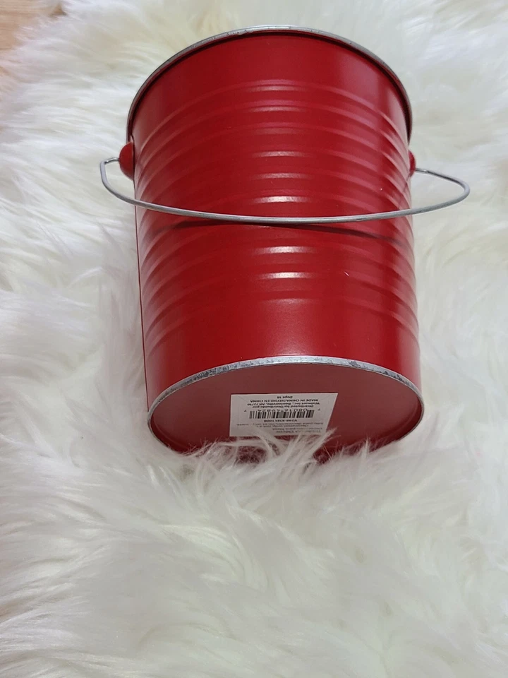 Table top décor Red PAIL / BUCKET Metal Tin  Kitchen Decor Heart Silver NWT - Image 3 of 4
