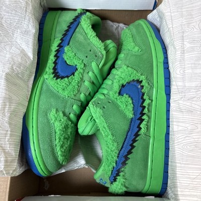 Size 9 - Nike SB Dunk Low x Grateful Dead Green Bear 2020