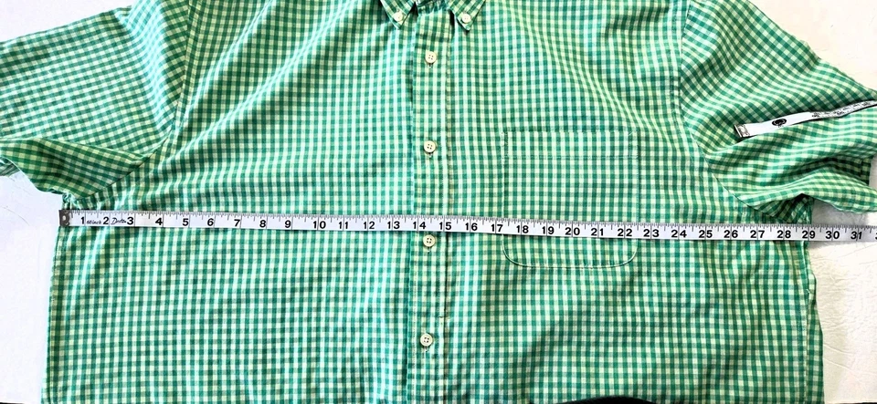Camisa de manga corta con botones de fácil cuidado a cuadros verdes talla 2XLT Saddlebred para hombre Foto 4 de 4