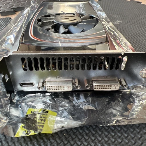EVGA NVIDIA GeForce GTS 450 01G-P3-1452-TR 1GB GDDR5 Video Card - Picture 2 of 4
