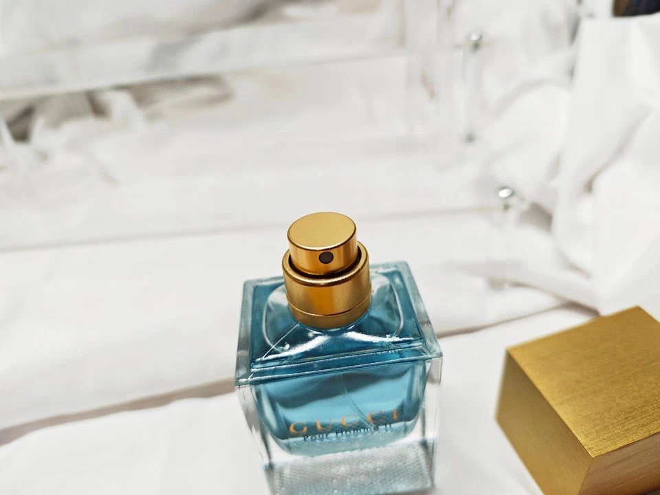 Gucci Pour Homme II Eau de Toilette 1.6 fl oz 50 ml spray descontinuado sin usar JPN Foto 2 de 4