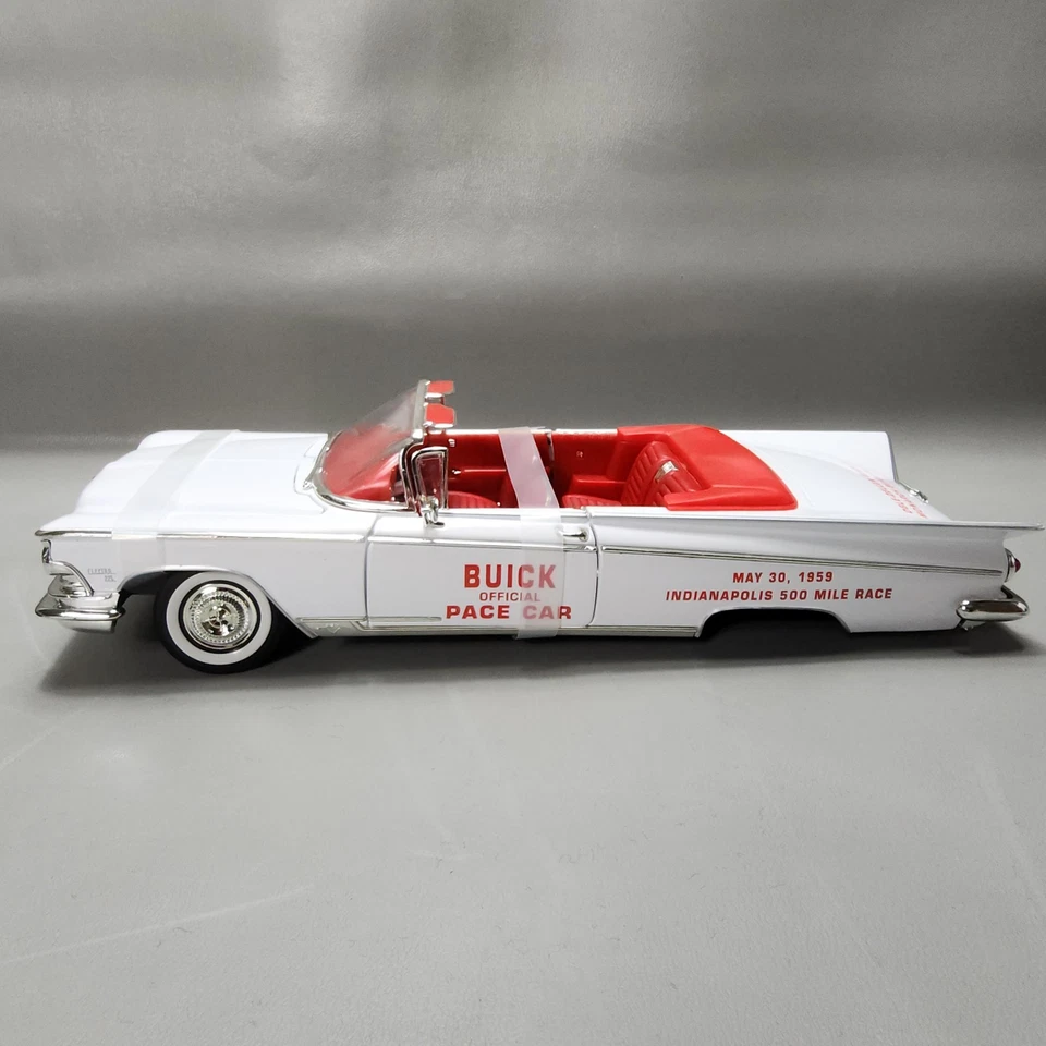 Buick Electra 255 Indy 500 1959 Road Signature 1:18 diecast convertible Foto 3 de 4