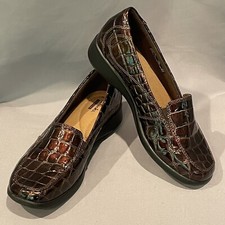 Clarks 15260 Brown Faux Croc Patent Leather Comfort Slip On Loafer Wedge Sz 6 M