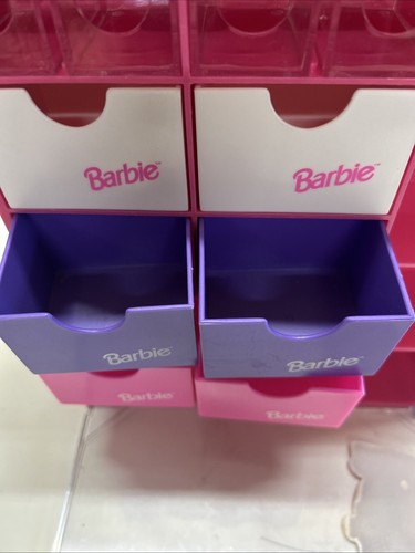 1993 Pink Barbie Wardrobe Storage Carrying Case & Accessory Drawers - Picture 8 of 9