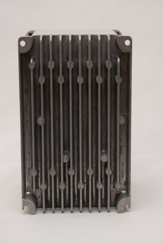 1305-AA04-A-IT AC DRIVE 3 PHASE 0.75 KW(1 HP) Allen‑Bradley Rockwell Automation - Picture 3 of 12
