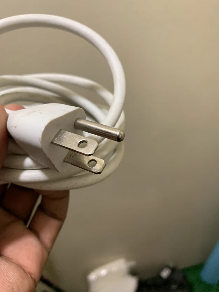 Genuine Apple iMac 6ft Power Cord Cable - Image 3 of 4