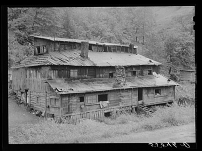 8'' x 10''  1910 Hotel built for jobless friends by mountain man near Hindman