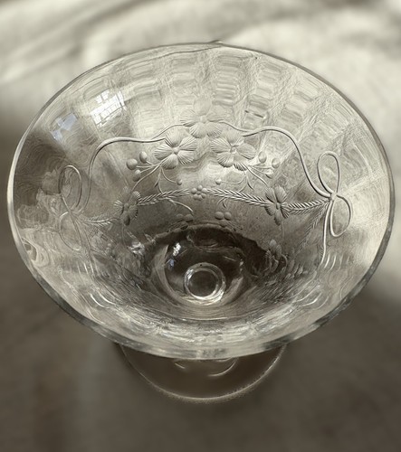 ABCG crystal optic oyster/juice glass 1920s. Flowers and ribbons. Unsigned - Picture 8 of 8