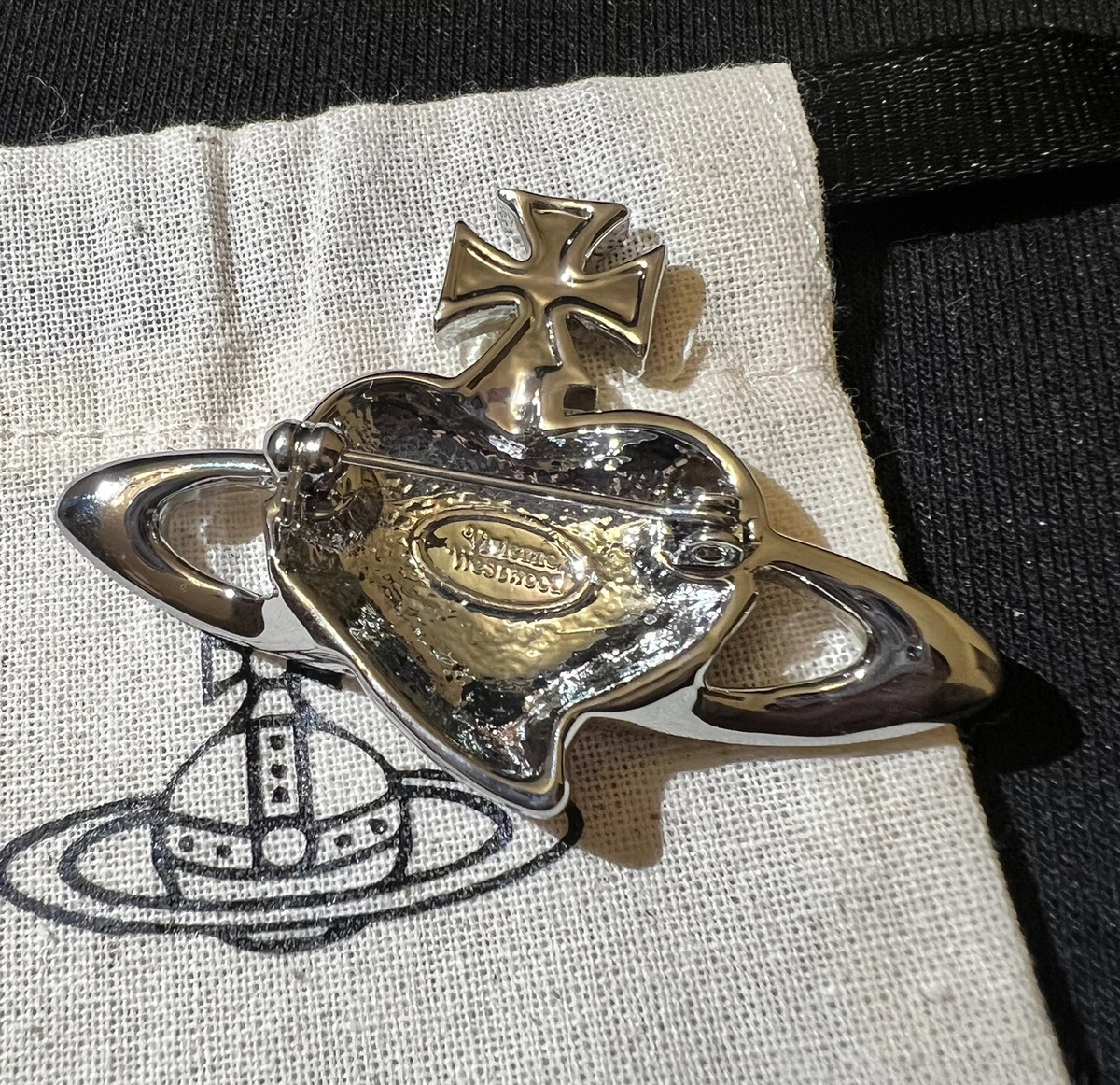 Vivienne westwood deals orb brooch