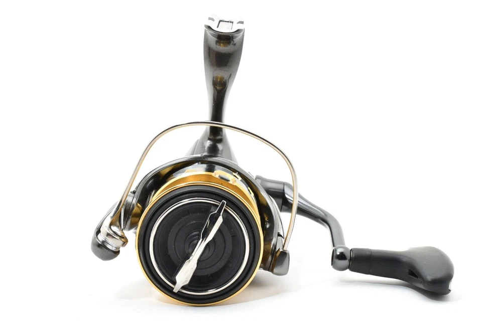 Shimano 20 TWIN POWER C3000MHG Spinning Reel Excellent+++ From JAPAN #2741 - Image 3 of 4