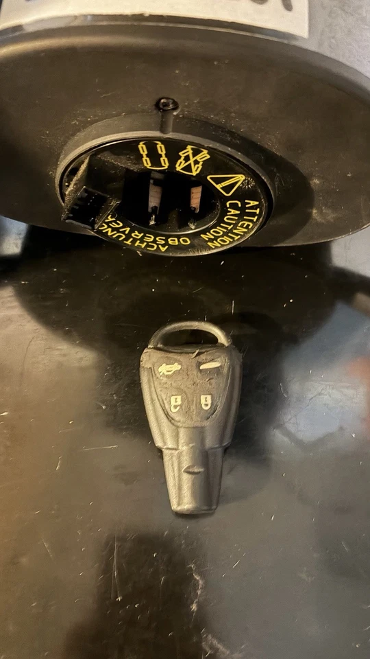 2006-2010 SAAB 9-3 CIM Central Integrated Module 12777263 w key Foto 3 de 4