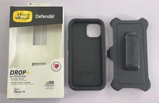 New OtterBox Defender Series Case With Holster for iPhone 14 / 13 6.1" black