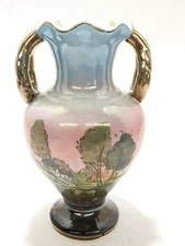 Hand Painted Vase Ceramic Double Handled Scalloped Gold Made in Japan 7.5"