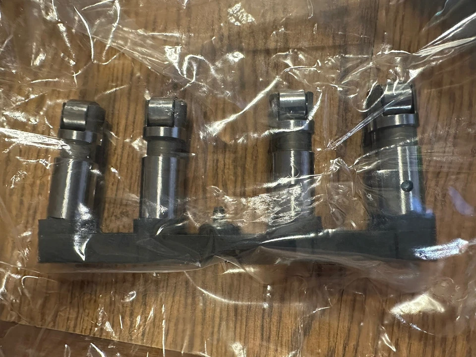 Elevadores hidráulicos y yugo trasero Dodge Ram 5.7 originales OEM 2004-2022 5038786AD Foto 2 de 3