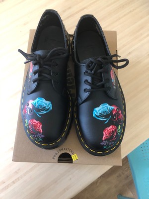 dr martens rose fantasy