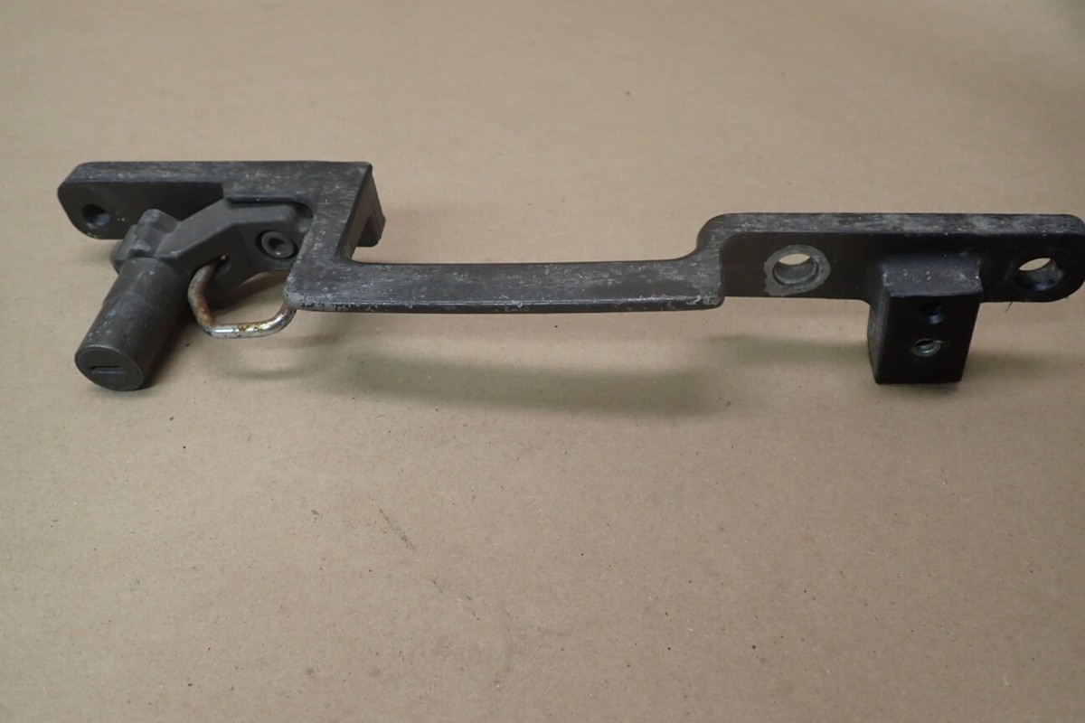 1989 KAWASAKI ZX1000-B REAR GRAB HANDLE BAR HELMET HOLDER | eBay