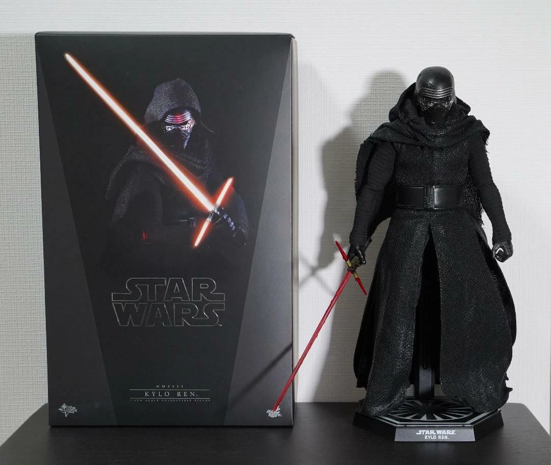 Hot toys hotsell kylo ren