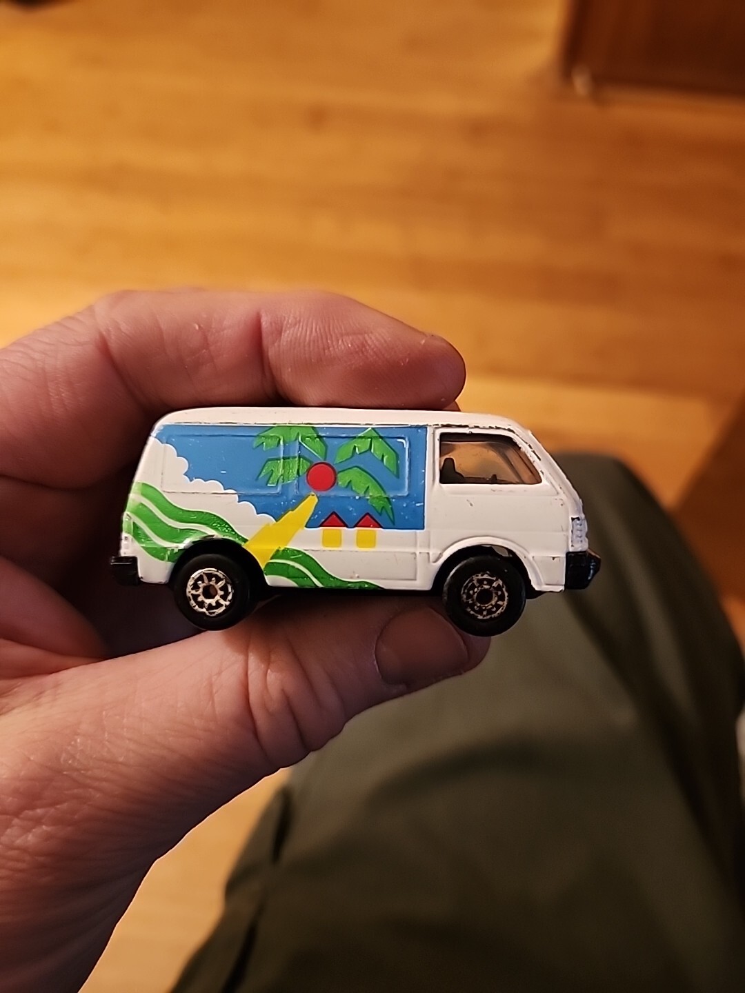 Picture 1 of 6