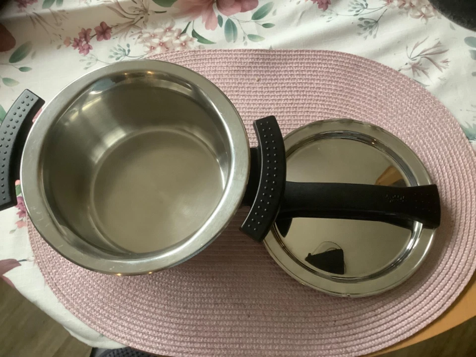 Induktions Topf-Fissler Magic line-cookstar- innen 20 cm -schwarz- 2,5 L- Top!! - Bild 3 von 4