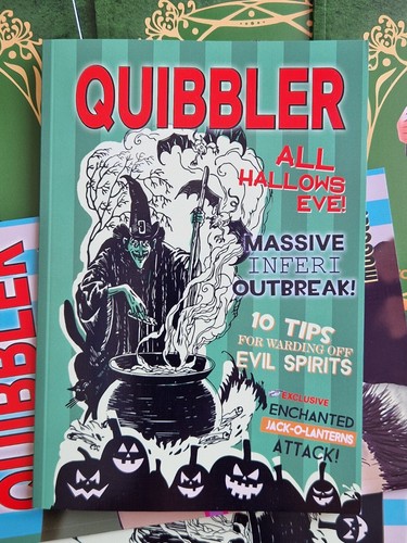 The Quibbler magazine, Mudblood, Dark arts defence, Journal and Workbooks. - Picture 9 of 20