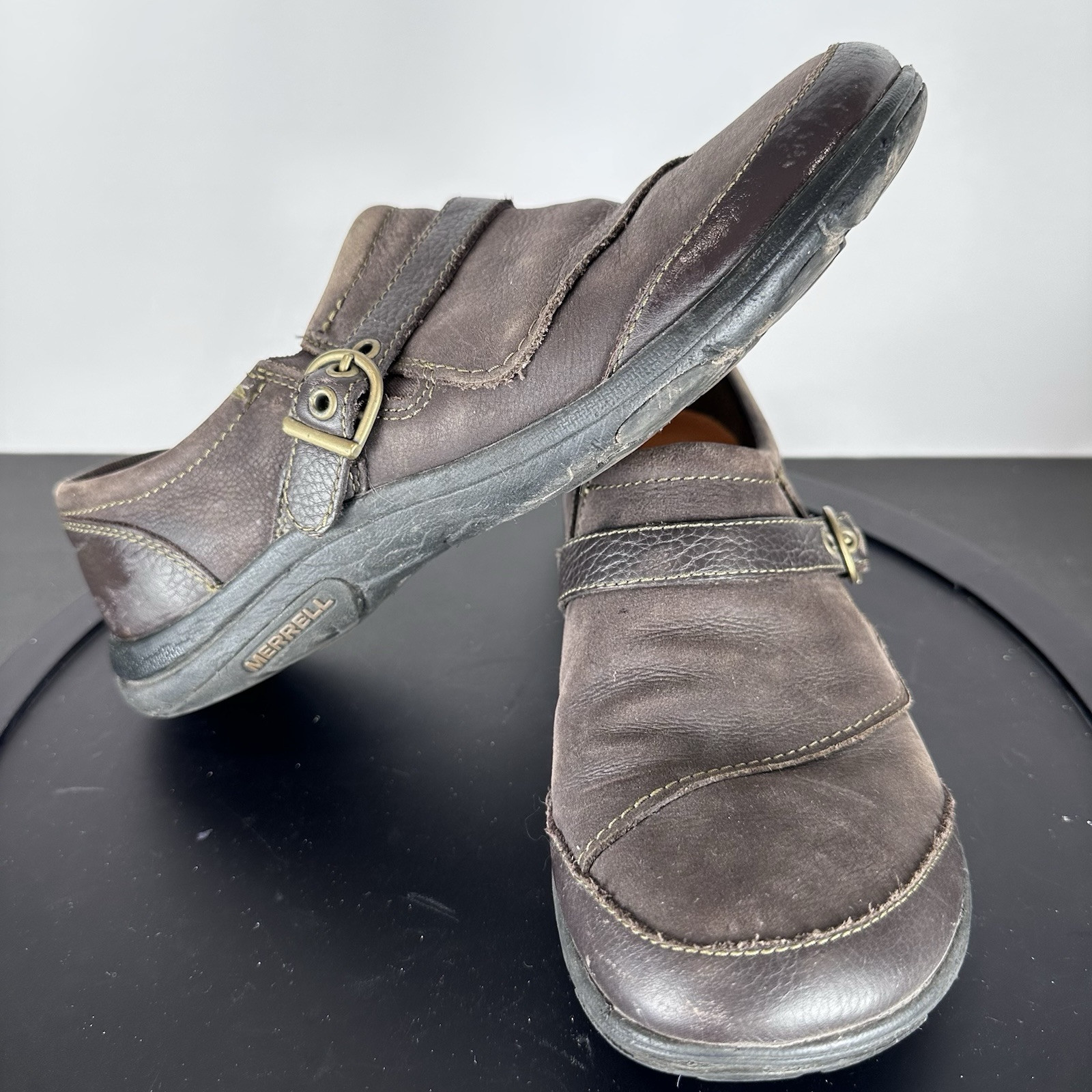 Merrell Dassie Buckle Brown Leather Womens Size Slip-On Shoes