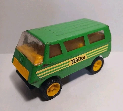 Vintage 1970’s Tonka Green Van Model 55450 Made In USA