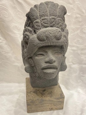 Kriegerkopf (Palma) Museums Replik Skulpturen Statue Vulkangestein