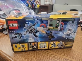 New In Bo LEGO BATMAN MOVIE MR. FREEZE ICE ATTACK 70901 + City Police Motorcycle
