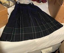 L.L. Bean Size 10 Vintage 100 Wool Plaid Tartan Skirt Navy Blue Green Pleated