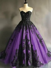 Retro Gothic Purple/ Black Wedding Dress Lace Appliques Beaded Sweetheart A-Line