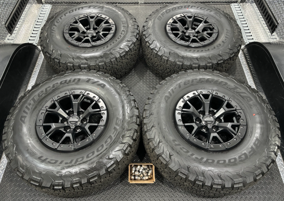 Raptor R Ford F-150 BLACK 17