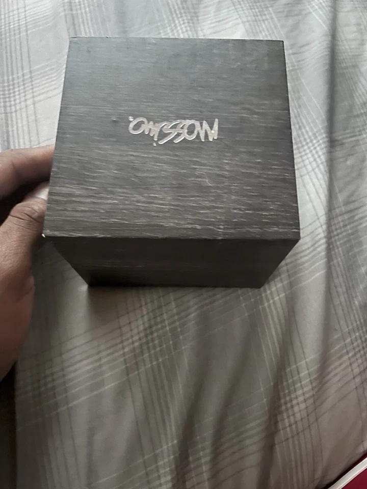 MOSSIMO 男式复古蓝色不锈钢手表 — 第 2/3 张图片