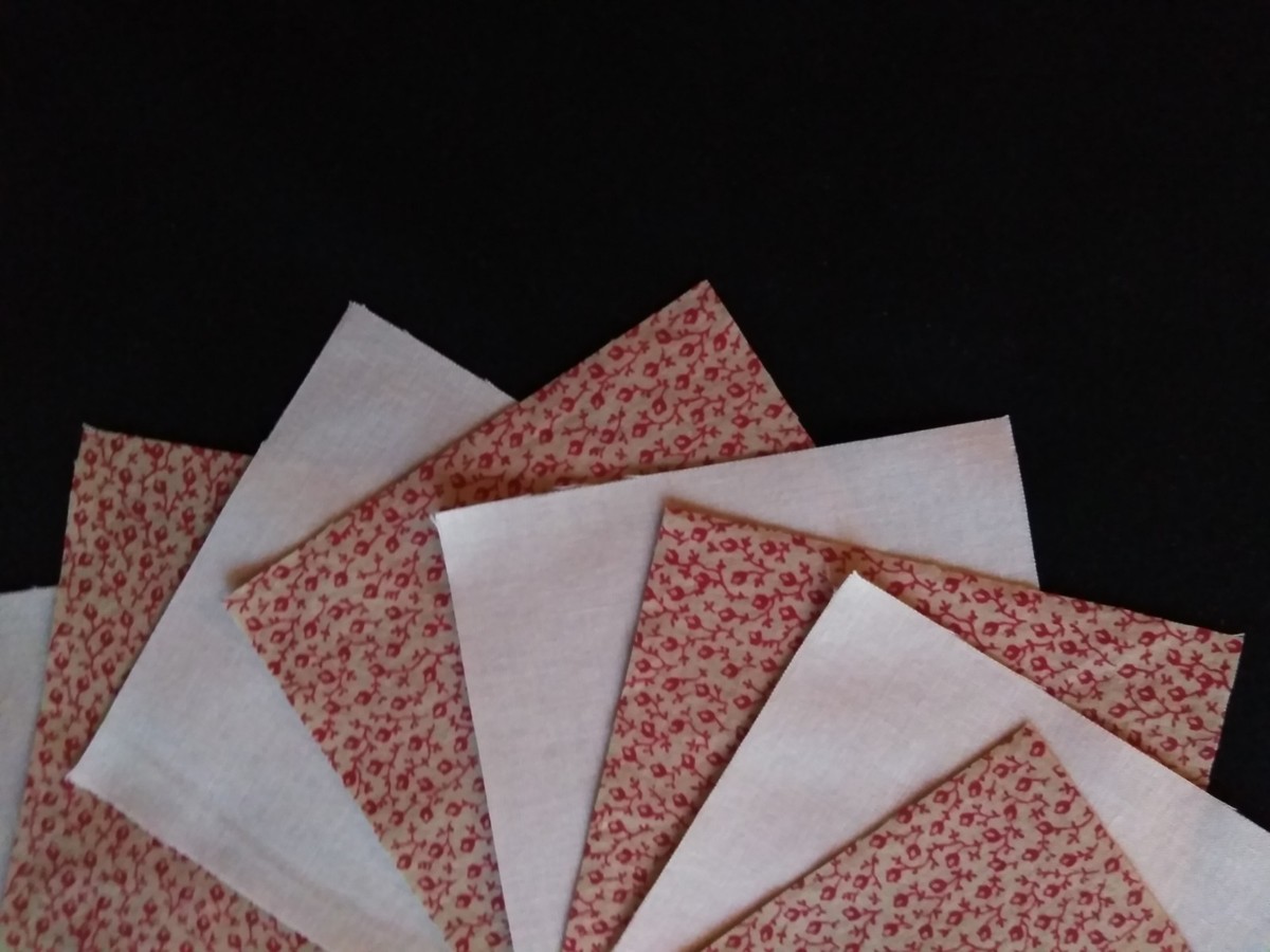 Lot De 32 Carrés De Tissu Vintage Rouge - 16 Motifs Différents - Prédécoupés Pour Patchwork