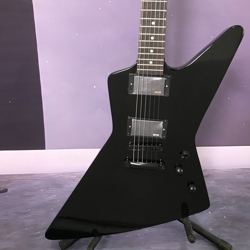 Hot sale Factory custom Electric guitar explorer black color dot inlays - Afbeelding 2 van 6