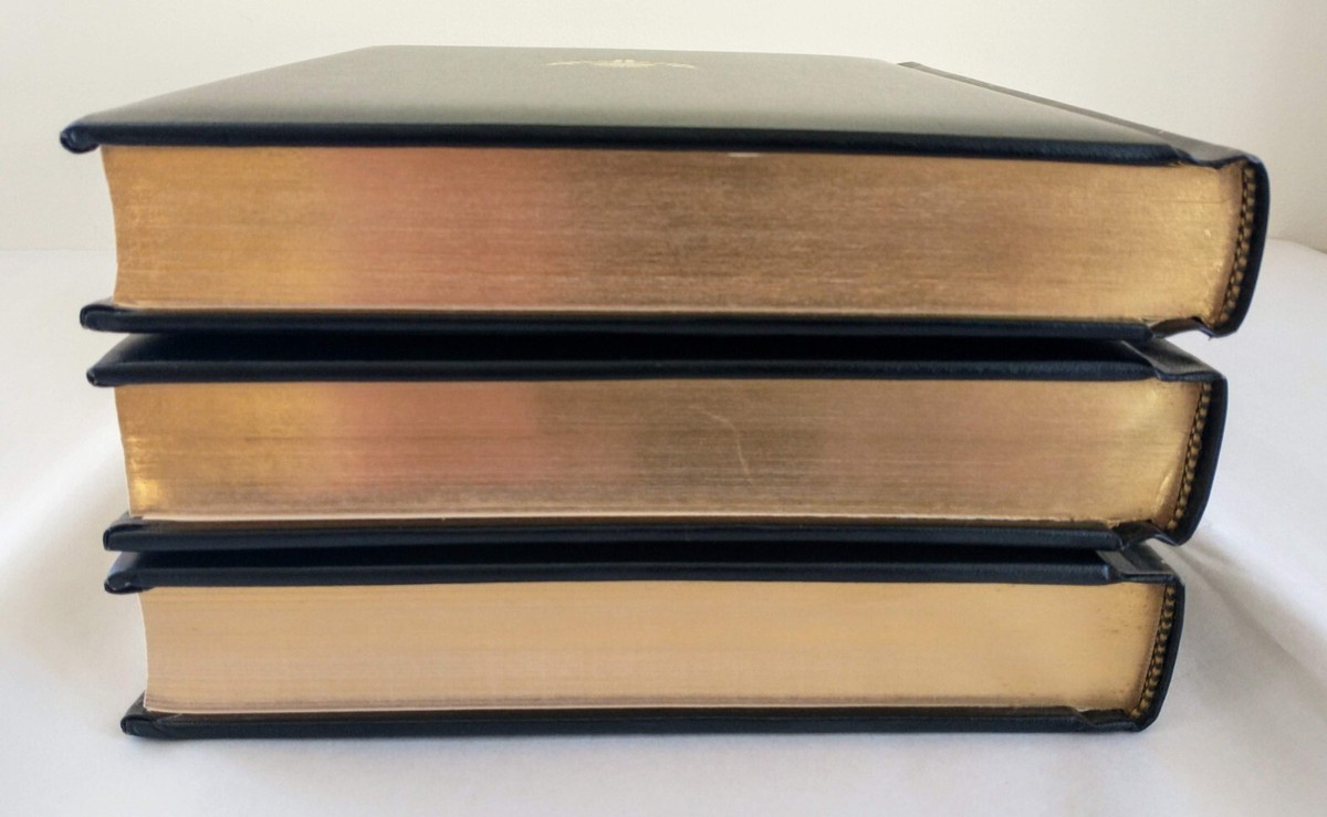 Encyclopedia Britannica 15th edition 32 Volumes Complete Set 1988
