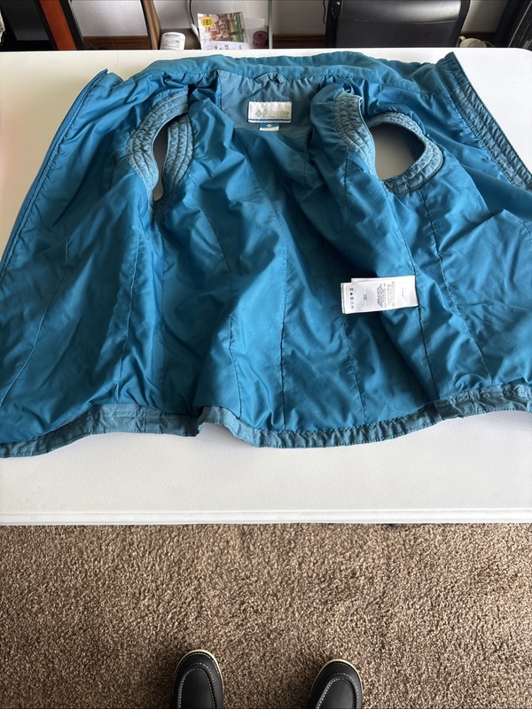 Columbia Women’s Vest Size Medium Excellent Condition