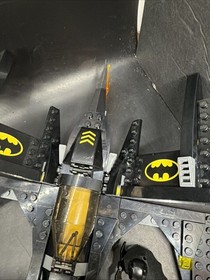 LEGO DC Super Heroes 6863 Batwing Battle Over Gotham City Retired