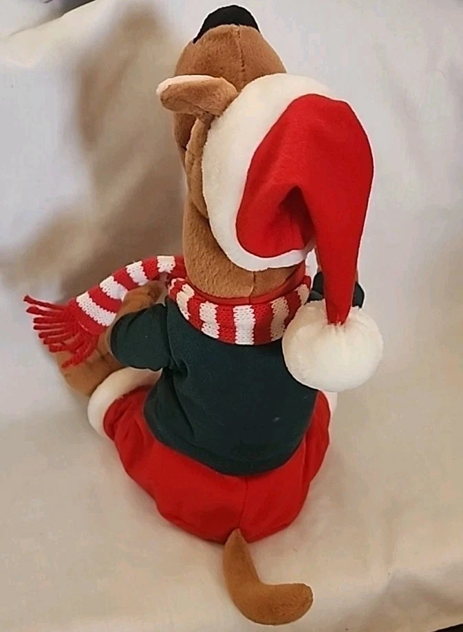 Gemmy SCOOBY DOO Singing Talking Christmas 11" Plush Scarf Santa Hat - Image 4 of 4