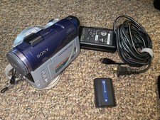 Sony Handycam DCR-DVD100 DVD Camcorder w Charger Battery TESTED