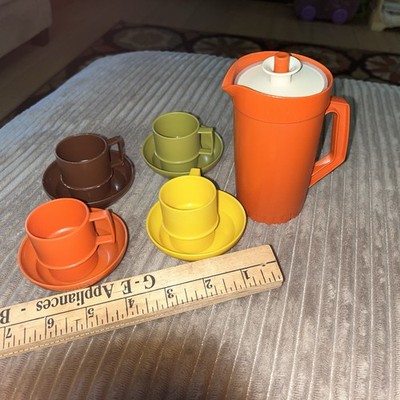 TUPPERWARE Vtg Kid Mini Serve It  Dishes Pitcher Mug Toys Cups Bowls 1970s