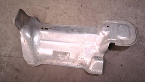 Schutzblech Blech Lenkgetriebe 1K1423981J VW Golf 1.4 TSI DSG Bj 2009 5K 2450198