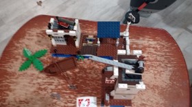 LEGO Pirates: Soldiers' Fort (6242) - No Minifigs, READ DESCRIPTION