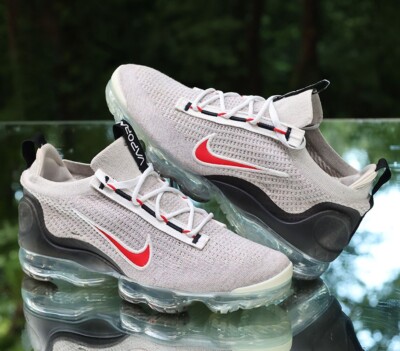 Nike Air VaporMax Flyknit 2021 Mens Size 10 Light Bone Red