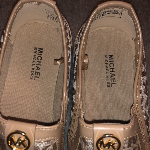 Klassische goldene Michael Kors Monogramm Logo Slipper Schuhe kleine Mädchen Größe 1 - Bild 4 von 6