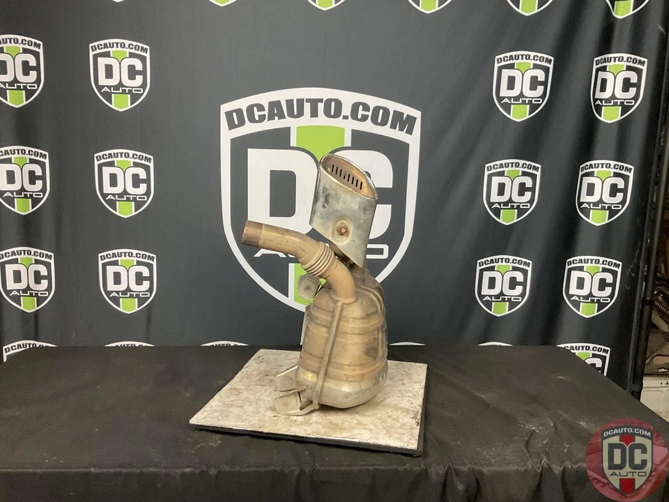 Правый глушитель 2002-2004 Porsche 911 996 99611113158 99611113169 124753 - Изображение 2 из 4